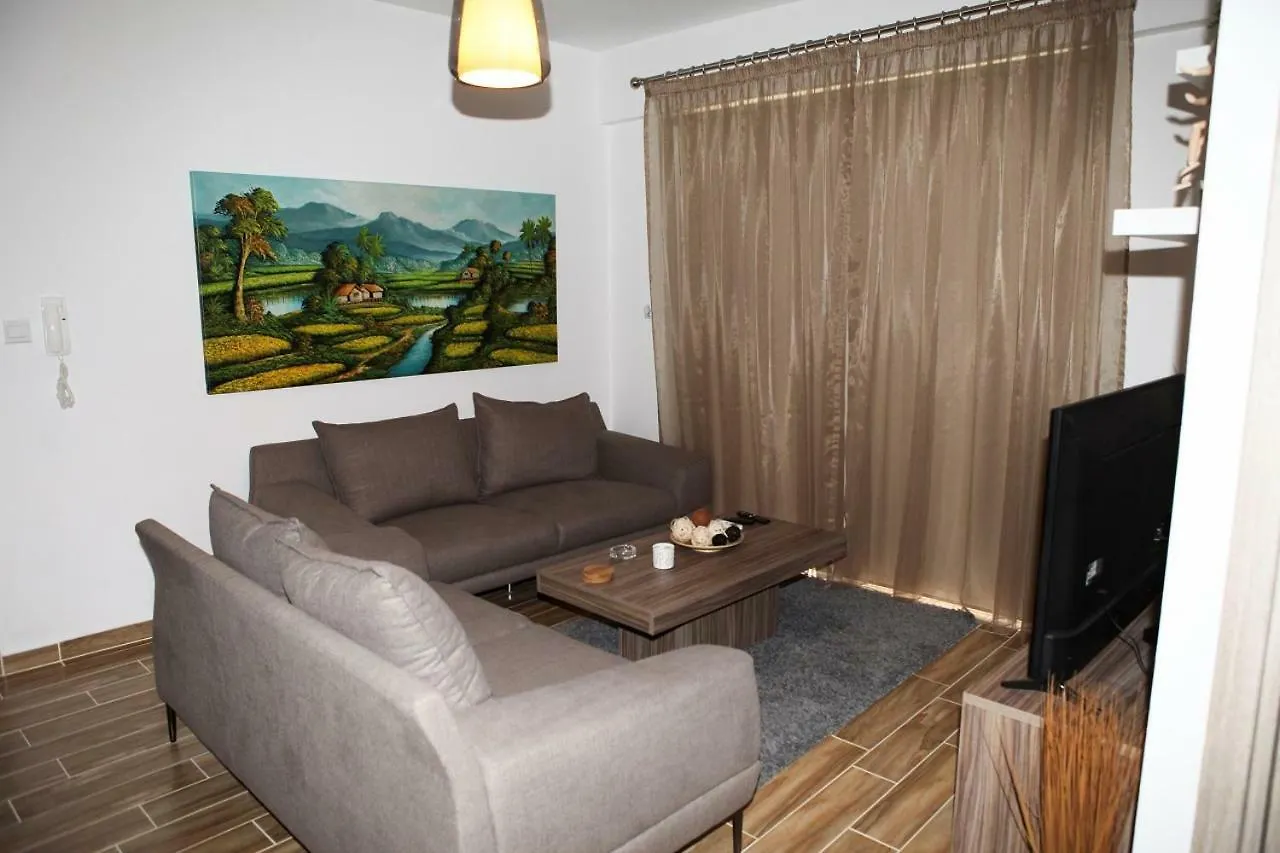 Bali Suites Λάρνακα 0*,